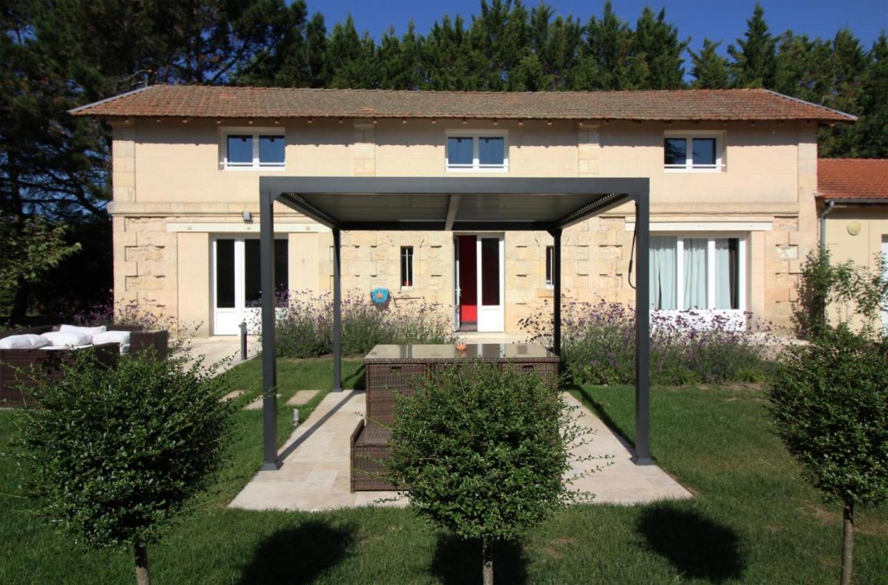 Villa Entiere Du Chateau Lacroix De Civrac 3 Ch, 3 Sdb, Piscine Xxl,Sauna, 4 Etoiles,7 Pers Dış mekan fotoğraf
