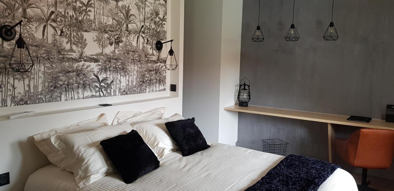 Villa Entiere Du Chateau Lacroix De Civrac 3 Ch, 3 Sdb, Piscine Xxl,Sauna, 4 Etoiles,7 Pers Dış mekan fotoğraf